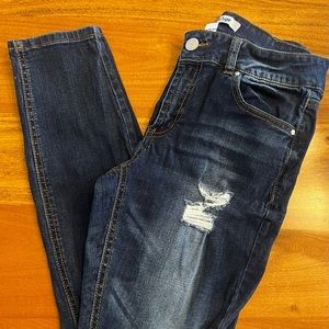 Refuge Distressed Trendy Denim Jeans